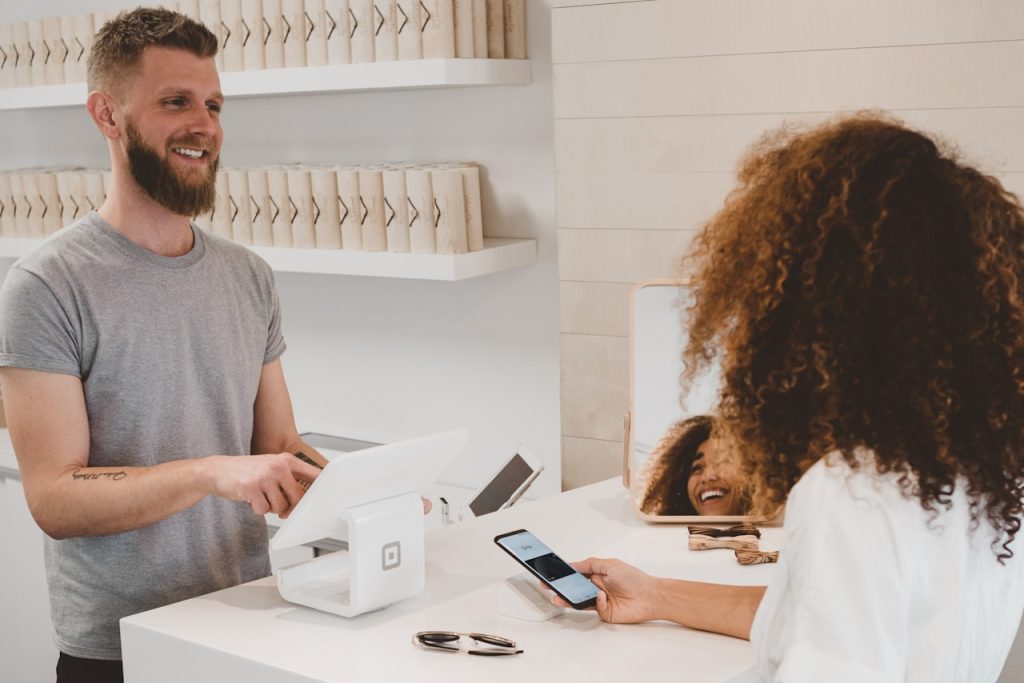 Google Shopping optymalizacja feedu produktowego: MKGrow